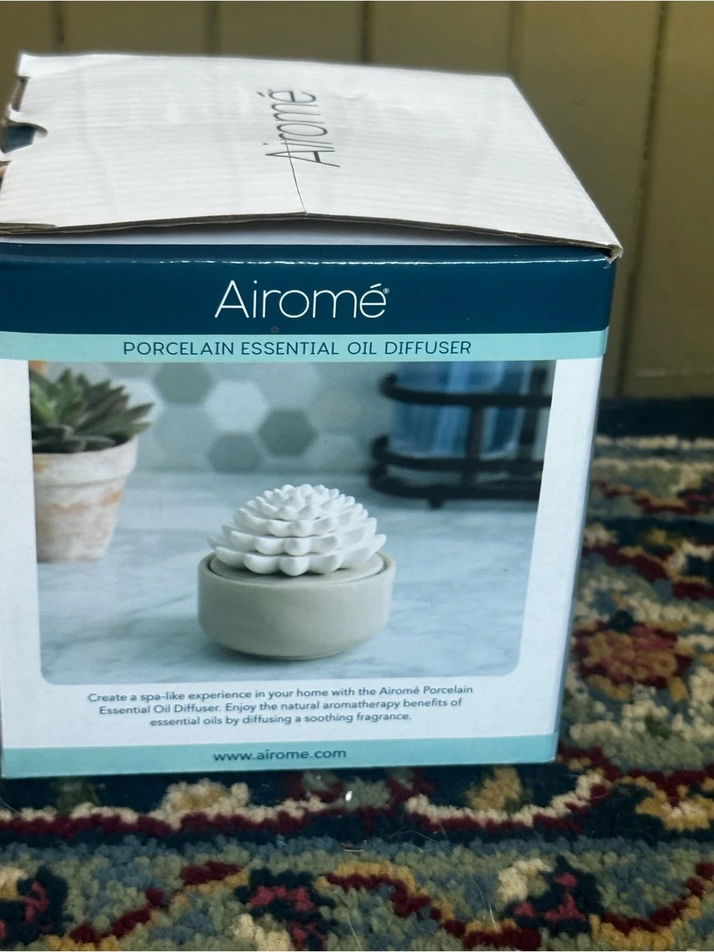 Airome elegant porcelain